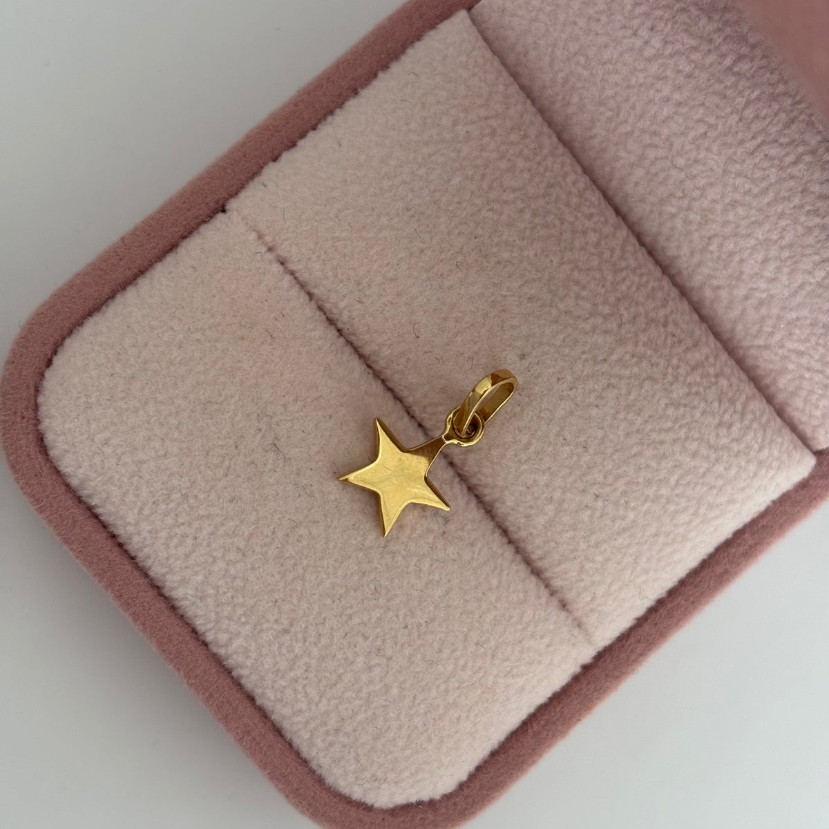 DIJE ESTRELLA LISA 1.5CM ORO AMARILLO COL 18K - 0,75GR