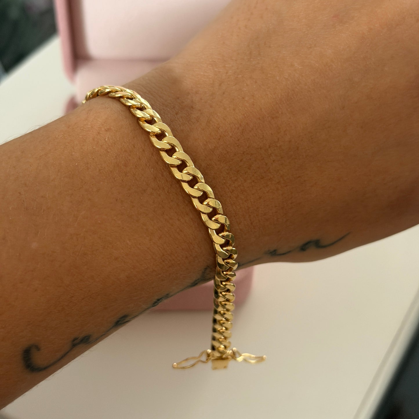 PULSERA CUBANA CON BROCHE CAJA 5.5MM ORO AMARILLO ITALY 18K 19CM - 5,17GR
