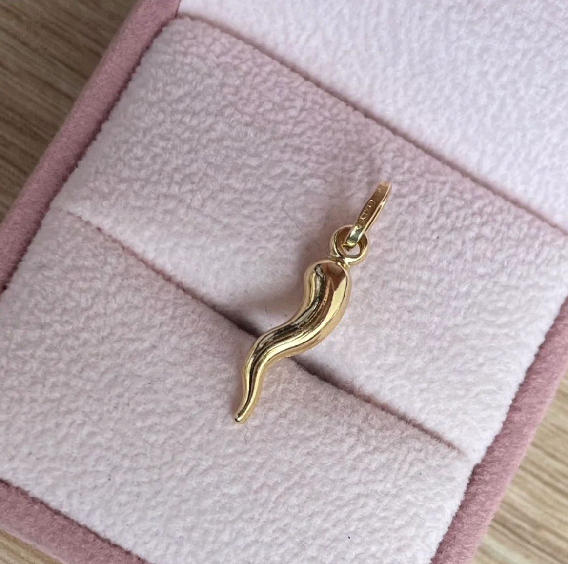 "LITTLE PIECE OF ABUNDANCE" PENDANT, GOLDEN COLOR, 2.5CM, ITALY 18K YELLOW GOLD - 0.72GR
