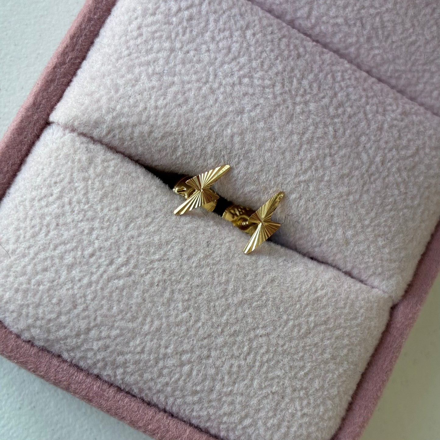 DIAMOND-CUT RAY STUDS 18K YELLOW GOLD - 0.4GR