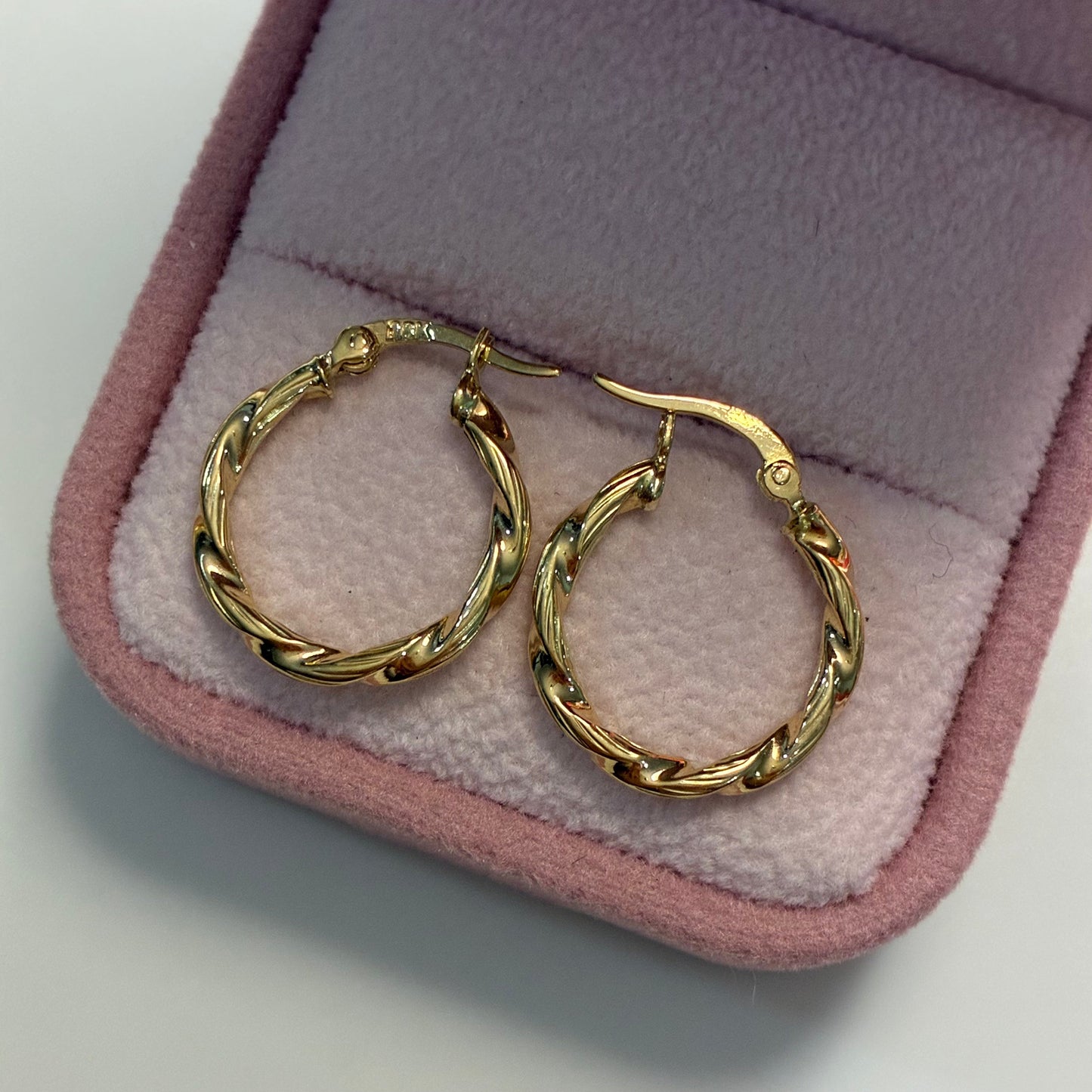 BRAIDED HOOP EARRINGS WITH FROSTED SHIMMER 1.50CM YELLOW GOLD 18K - 1.11GR