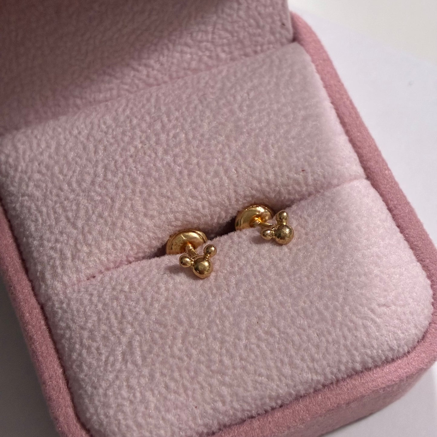 ROUND MOUSE STUDS 18K YELLOW GOLD - 0.57GR