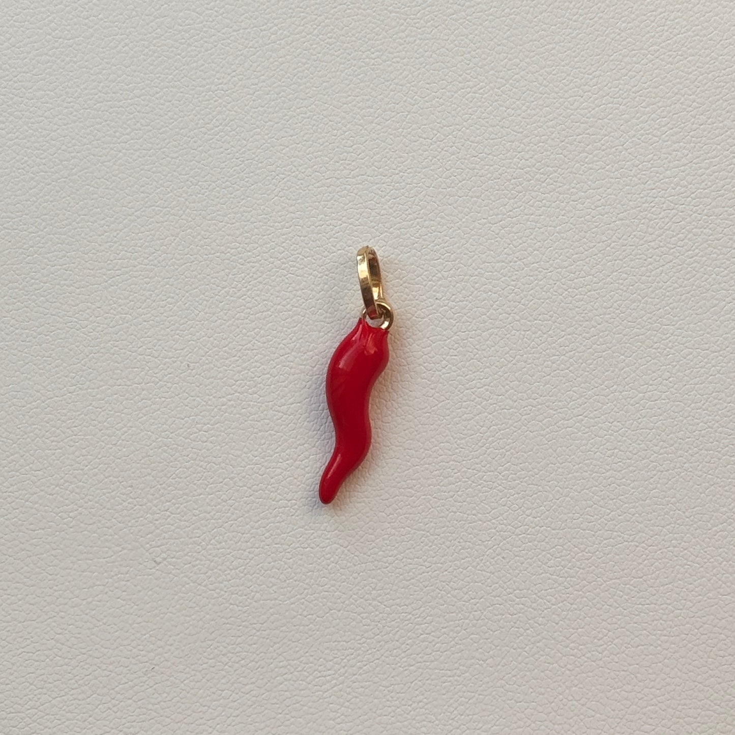 RED PIECE PENDANT 2.5CM YELLOW GOLD ITALY ESP 18K - 0.8GR