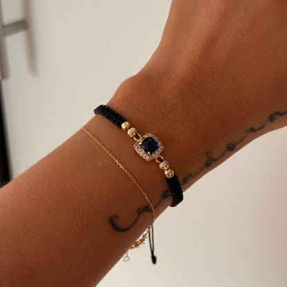 BLACK THREAD BRACELET WITH SQUARE BLUE - WHITE ZIRCON HARDWARE + 4 18K YELLOW GOLD 4M BALLS - 1.72GR