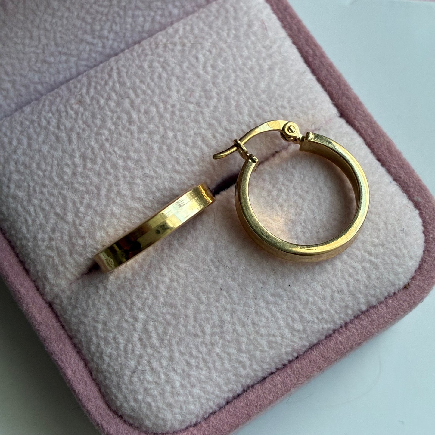 PLAIN SQUARE HOOP EARRINGS 1.3CM 18K YELLOW GOLD - 2.1GR