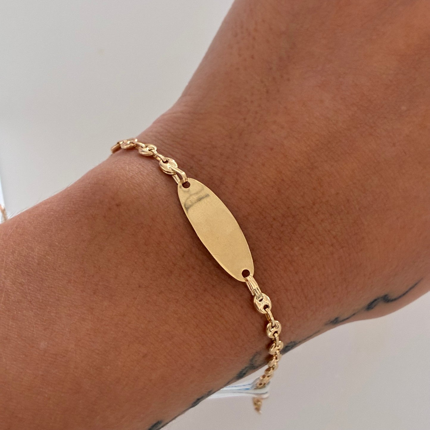 BABY BRACELET WITH OVAL COFFEE BEAN PLATE 3MM 18K YELLOW GOLD 15CM - 1.89GR