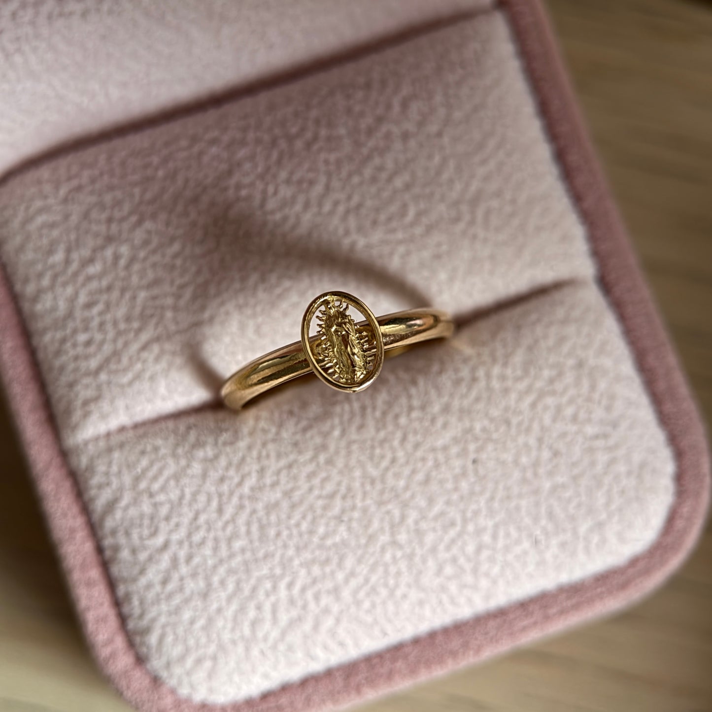 VIRGIN OF GUADALUPE RING 6MM YELLOW GOLD COL 18K SIZE 7 - 0.97GR