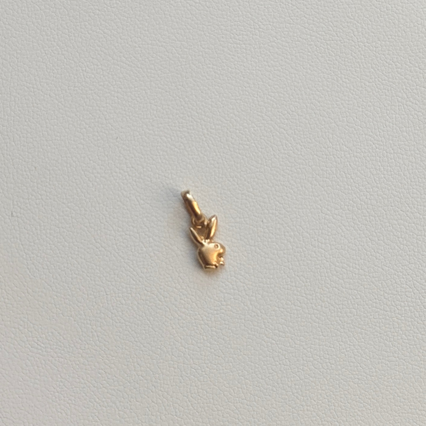 BUNNY PENDANT 1.3CM 18K YELLOW GOLD - 0.23GR