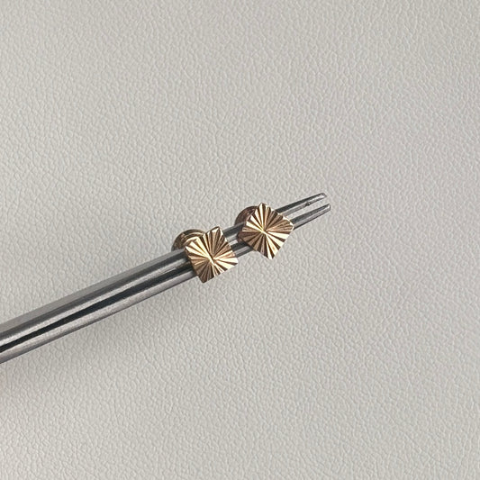 TOPOS CUADRADOS DIAMANTADOS ORO AMARILLO 18K - 0,56GR