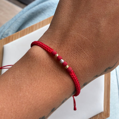 PULSERA HILO ROJO 3 BOLAS DIAMANTADAS 3M TRES OROS 18K - 0,2GR