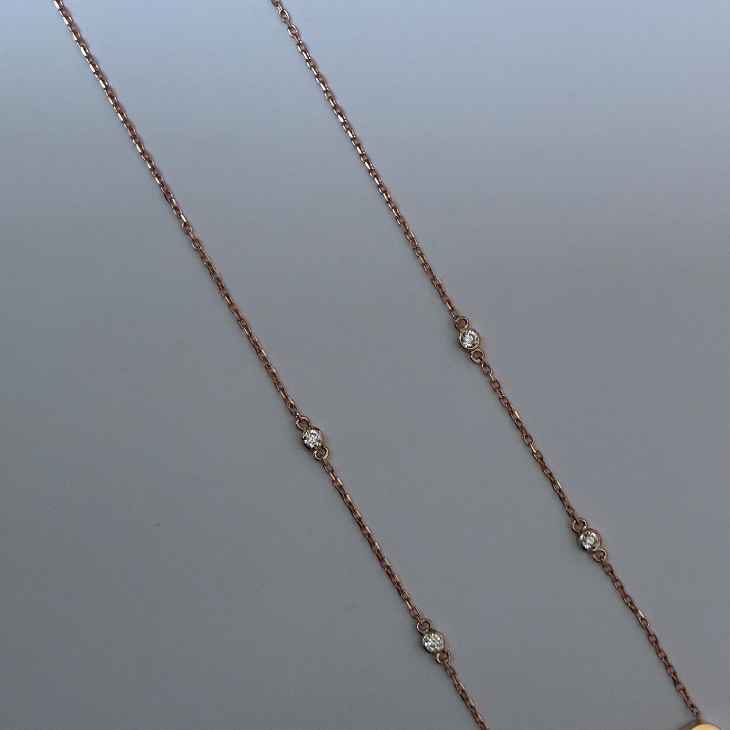 MINI ROLON CHAIN ​​+ SMOOTH PLATE CHARM WITH WHITE STONES YELLOW GOLD ITALY ESP 18K 45CM - 4.32GR