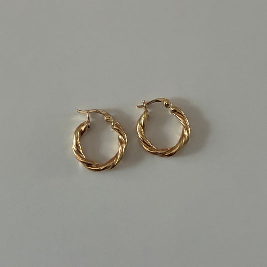 Plain braided hoop earrings 1.1cm yellow gold 18k - 1.67g