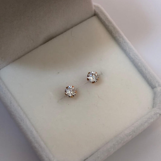 5-POINT WHITE ZIRCON STUDS 4MM YELLOW GOLD COL 18K