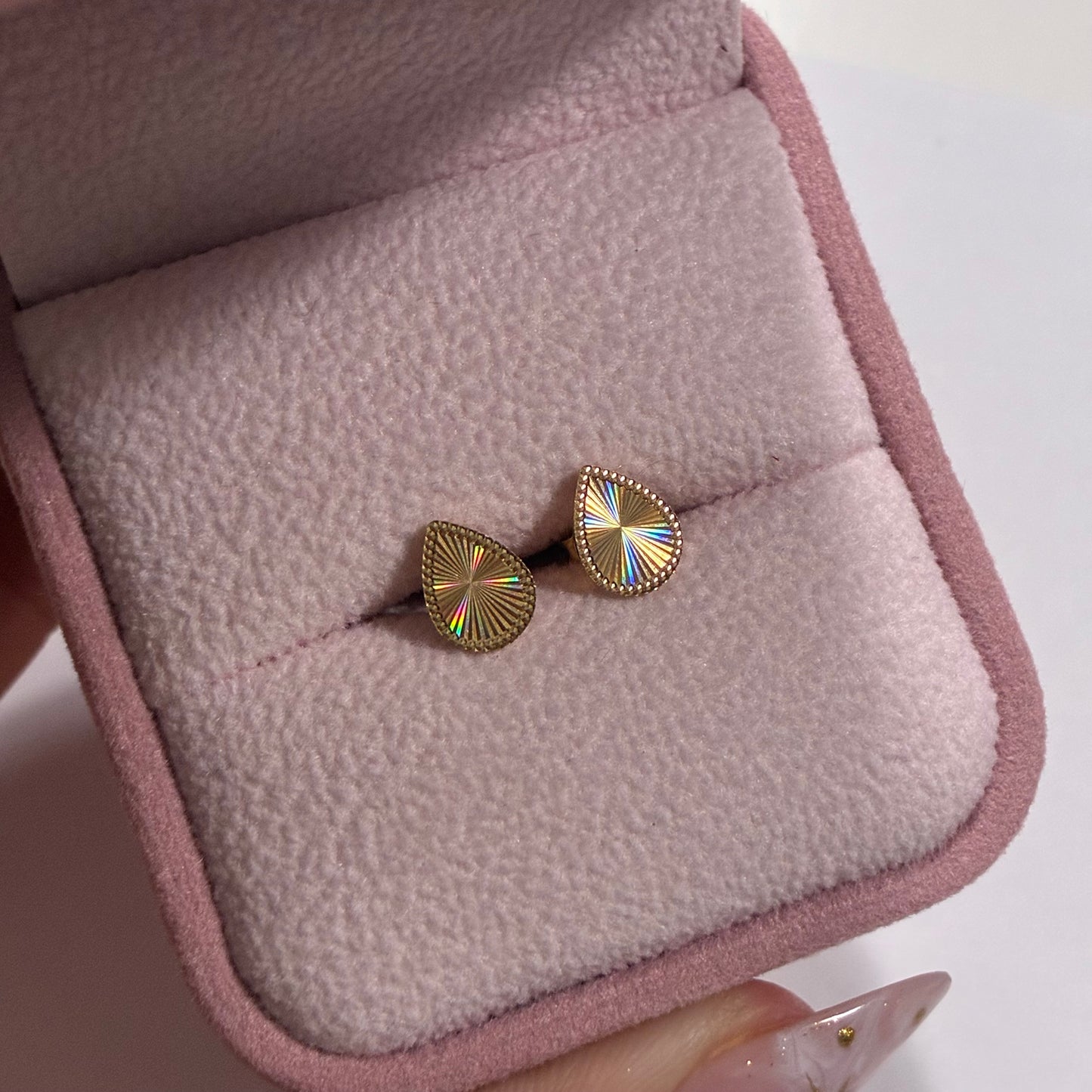 DIAMOND-CUT TEAR STUDS BUTTERFLY BROOCH YELLOW GOLD ITALY ESP 18K - 0.84GR