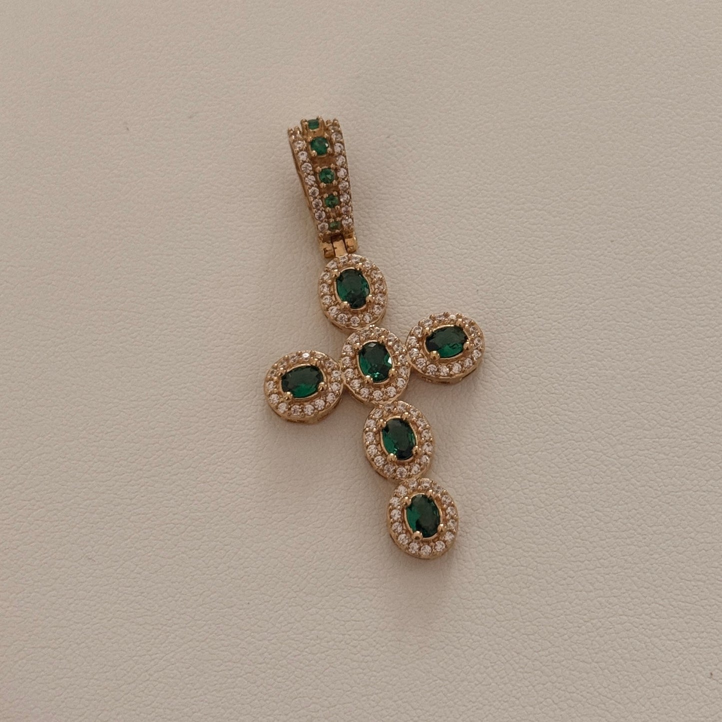 DIJE CRUZ CIRCONES VERDES - BLANCOS 4.3CM ORO AMARILLO 18K 5,0GR