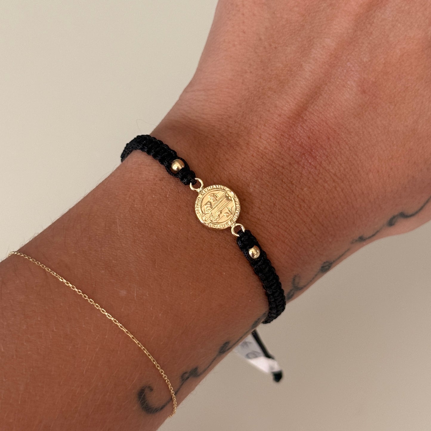 SAN BENITO BLACK THREAD BRACELET + 2 3M 18K YELLOW GOLD BALLS - 0.7GR