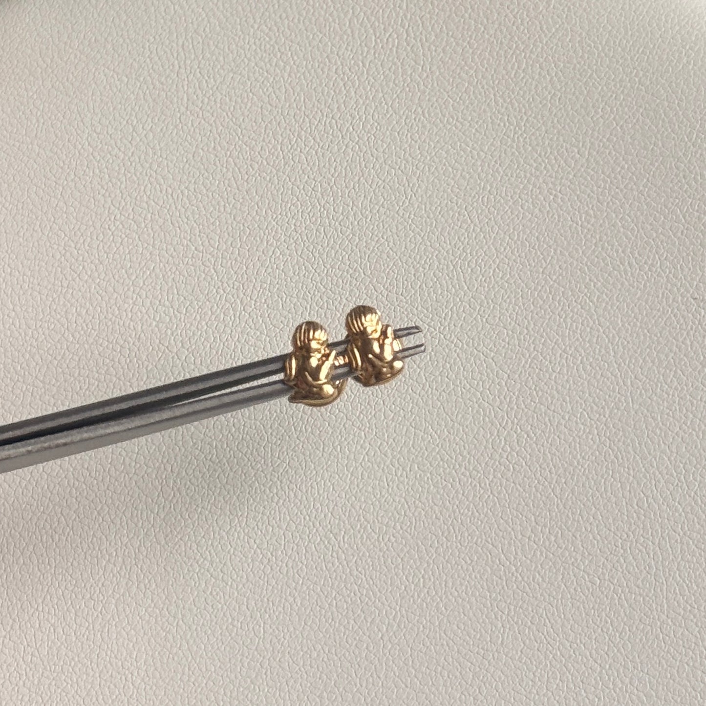 TOPOS ANGEL DE LA GUARDA ORO AMARILLO 18K - 0,63GR