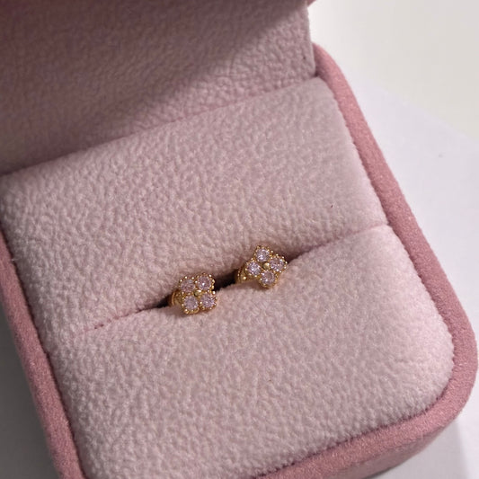 Clover studs with pink stone in 18K yellow gold - 0.94g