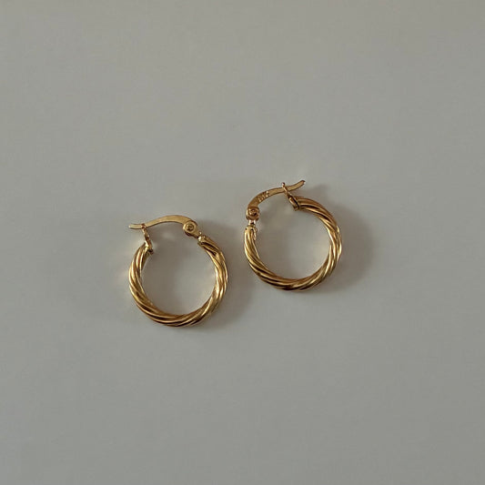 Plain braided hoop earrings 1.0cm yellow gold 18k - 1.2g