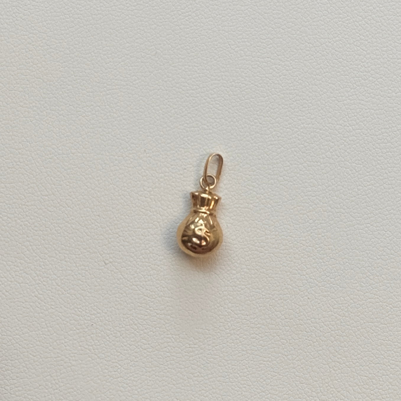 MONEY BAG PENDANT 1.8CM 18K YELLOW GOLD - 0.44GR