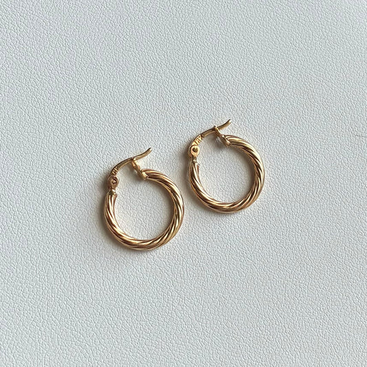 CANDONGAS ENTORCHADAS 1.1CM ORO AMARILLO 18K - 1,2GR