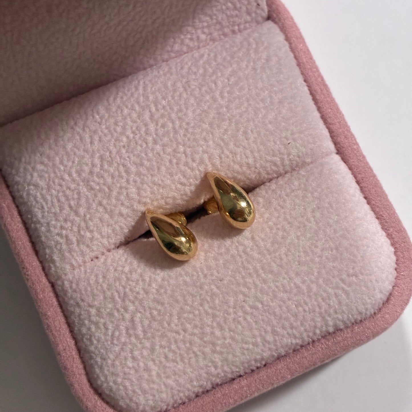 4.5MM YELLOW GOLD DROP STUDS 18K - 0.76GR