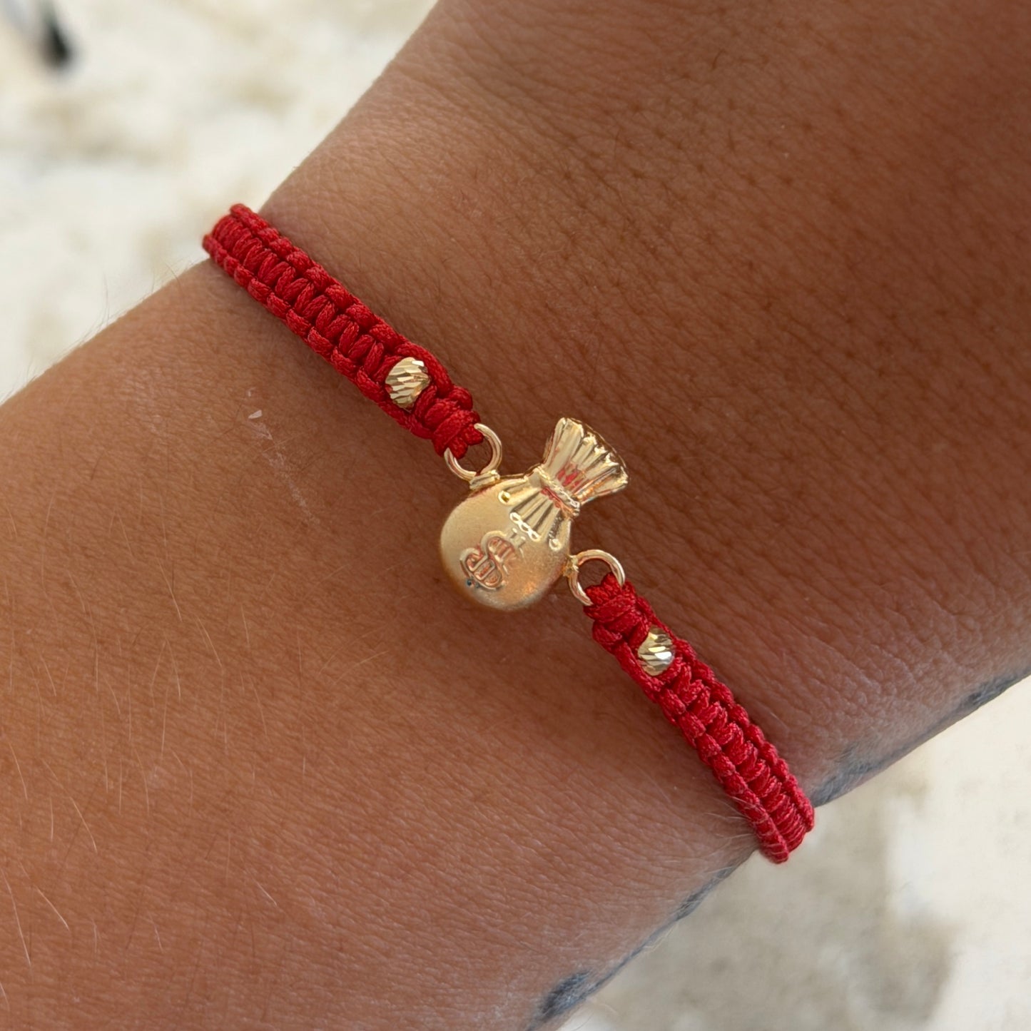 RED STRING MONEY BAG BRACELET + 2 DIAMOND-CUT BALLS 3MM YELLOW GOLD 18K COL - 0.65GR