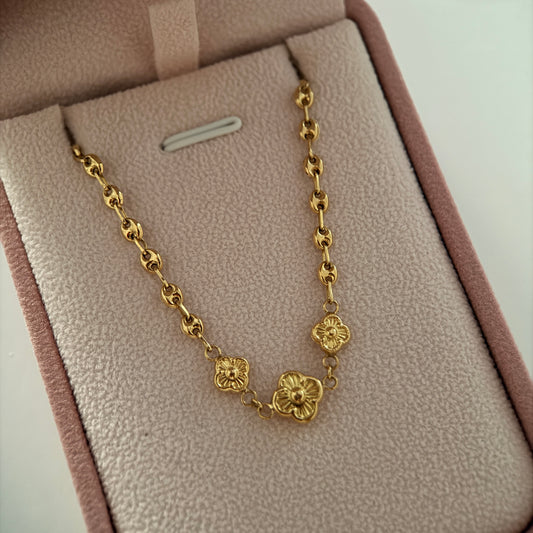 COFFEE BEAN BRACELET 3MM + THREE CLOVERS 18K YELLOW GOLD NECKLACE 20CM - 2.39GR