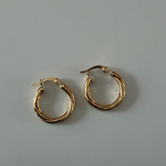 Plain braided hoop earrings 1.0cm yellow gold 18k - 1.27g