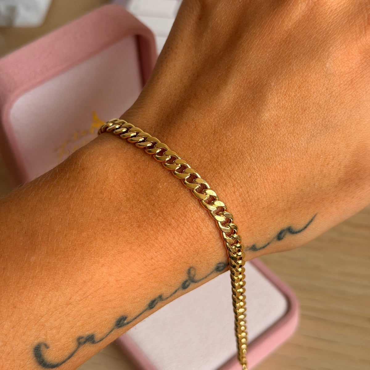 PULSERA CUBANA REDONDA HUECA 5.2MM ORO AMARILLO ITALY 18K 21CM - 2,56GR