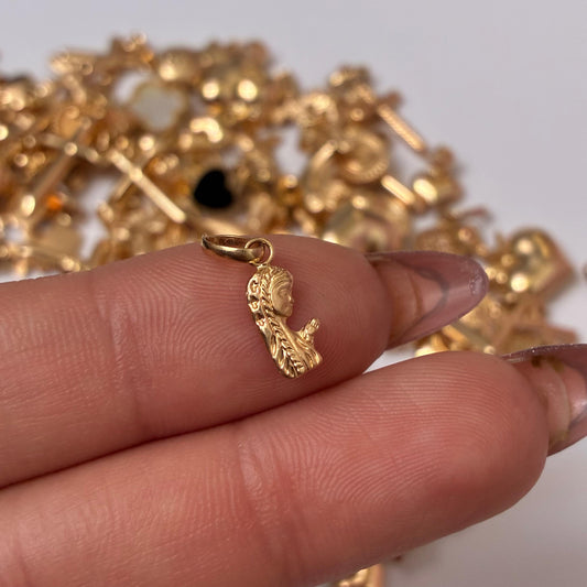 DIJE NIÑA MARIA 1,2CM ORO AMARILLO COL 18K - 0,28GR