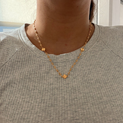 SMOOTH COFFEE BEAN CHAIN 3MM + 3 DIAMOND-CUT CLOVER CHARMS YELLOW GOLD COL 18K 45CM - 4.89GR