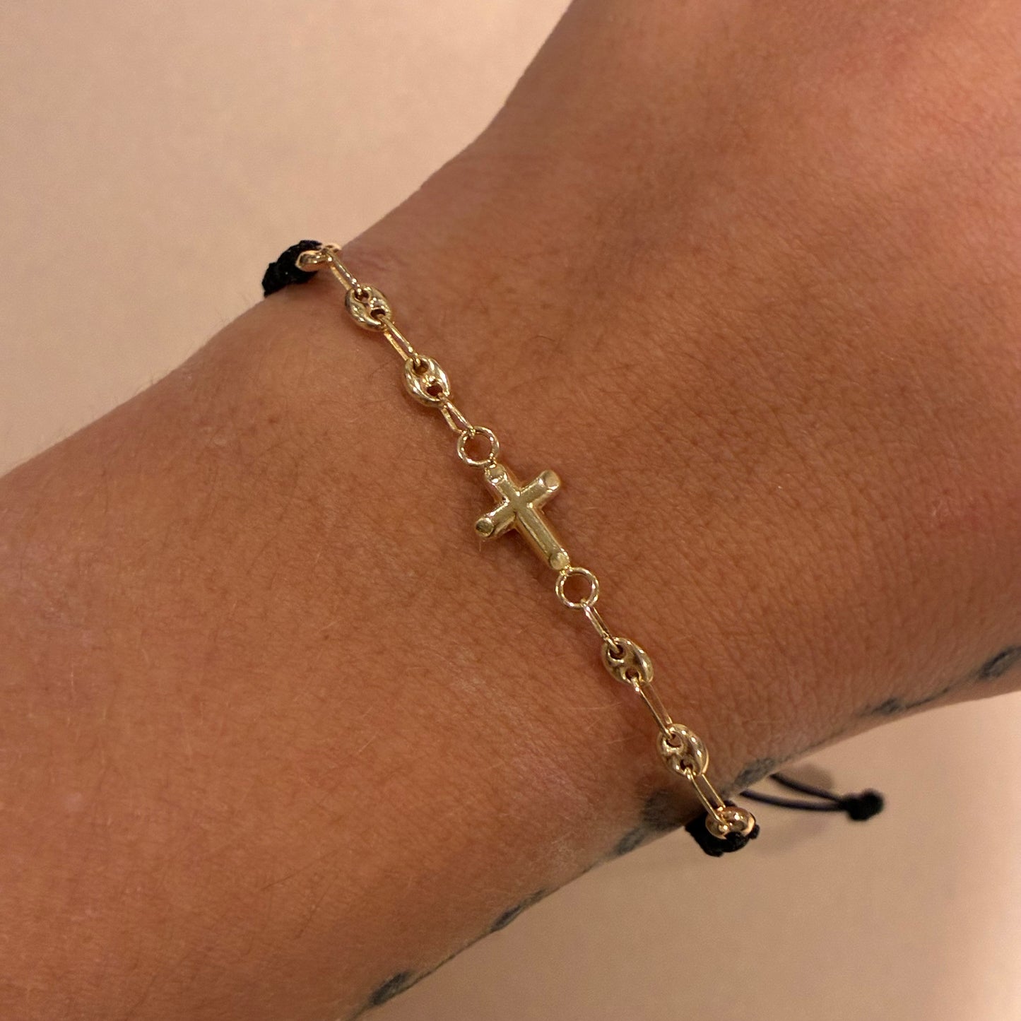 BLACK THREAD BRACELET WITH CROSS CHARM + COFFEE BEAN 18K YELLOW GOLD - 0.72GR