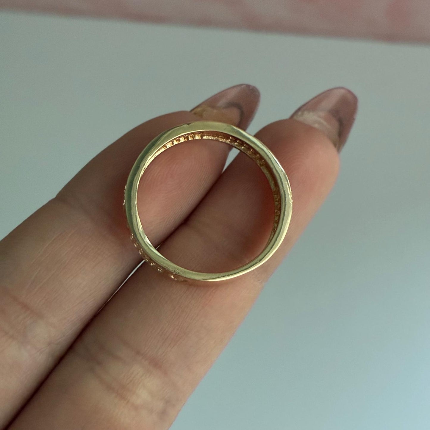 LOVE SIGNET RING WHITE STONES SIZE 9.5 YELLOW GOLD COL 18K - 4.0GR