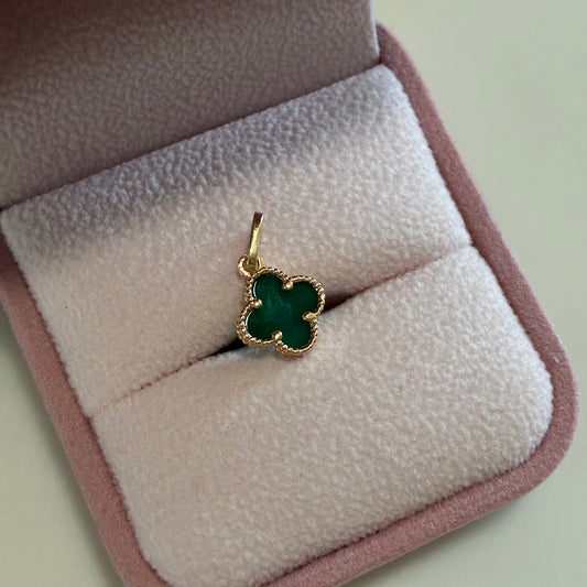 Clover Pendant with Green Stone 1cm 18K Yellow Gold - 0.87g