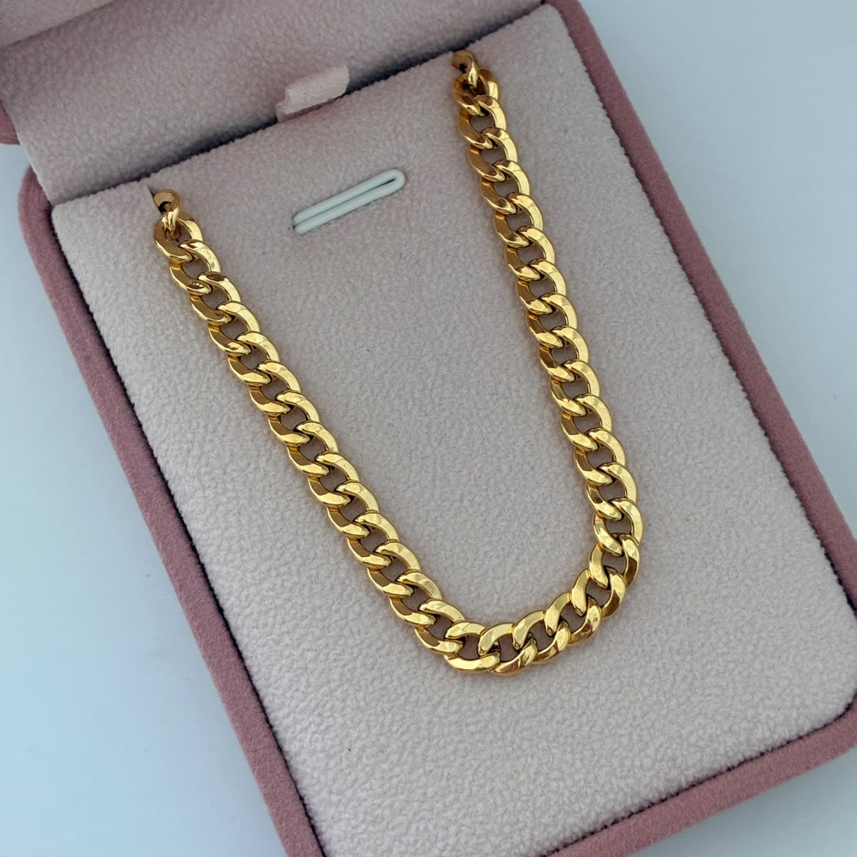 CADENA CUBANA REDONDA HUECA 5,89GR 50CM 5,6MM ORO AMARILLO ITALY 18K