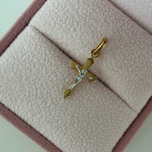 DIJE CRUZ LISA ONDULADA + CRISTO 2.2CM ORO AMARILLO Y BLANCO COL 18K - 0,75GR