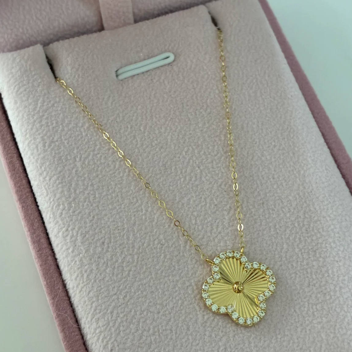 MINI ROLON CHAIN + DIAMOND-CUT CLOVER PENDANT WITH WHITE STONES YELLOW GOLD ITALY 18K 40CM TO 42CM - 1.62GR