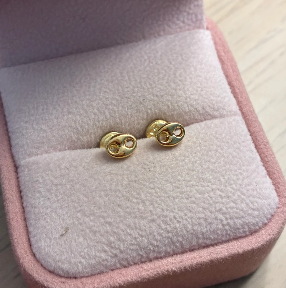 TOPOS GRANO DE CAFÉ LISOS 4.5MM ORO AMARILLO COL 18K - 0,54GR