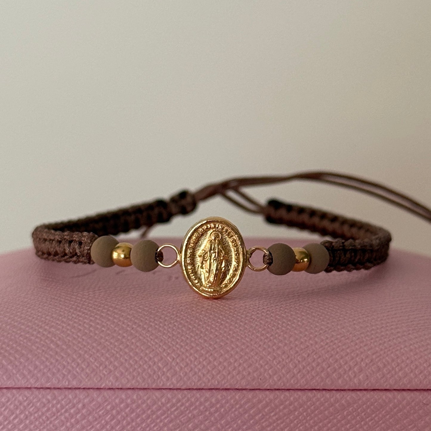 NUDE THREAD BRACELET VIRGIN OF THE MIRACULOUS + 2 BALLS 3M YELLOW GOLD 18K 0.7GR