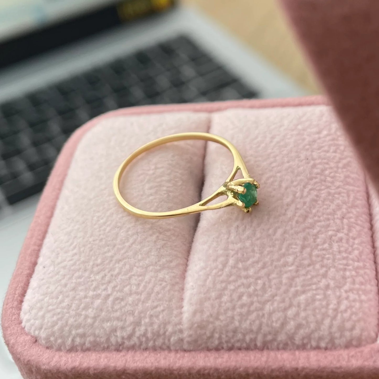 PLAIN SOLITAIRE RING 6 PRONGS + NATURAL EMERALD 3.1MM 18K YELLOW GOLD SIZE 6.5 -0.83GR
