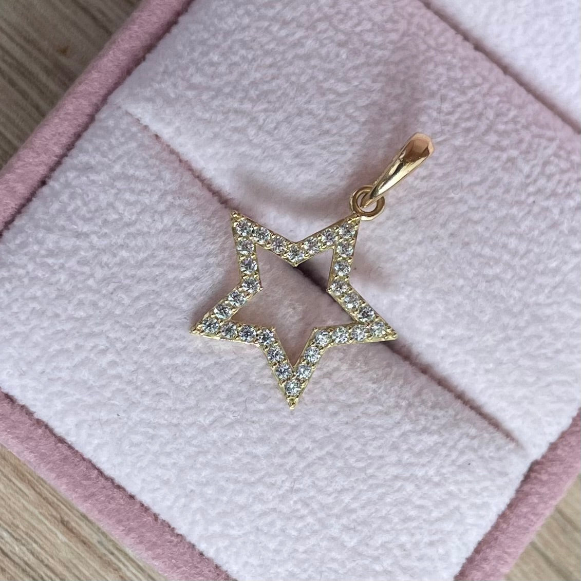 PENDANT STAR SILHOUETTE WHITE STONES 2.3CM YELLOW GOLD 18K - 0.93GR