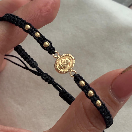 PULSERA HILO NEGRO DIJE VIRGEN DE GUADALUPE + 6 BOLAS LISAS 3MM ORO AMARILLO COL 18K - 0,8GR