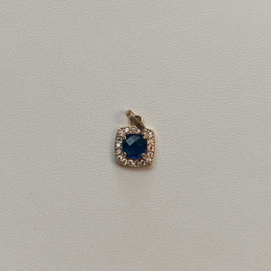 BLUE AND WHITE ZIRCON SQUARE PENDANT 1.6CM 18K YELLOW GOLD - 1.24GR