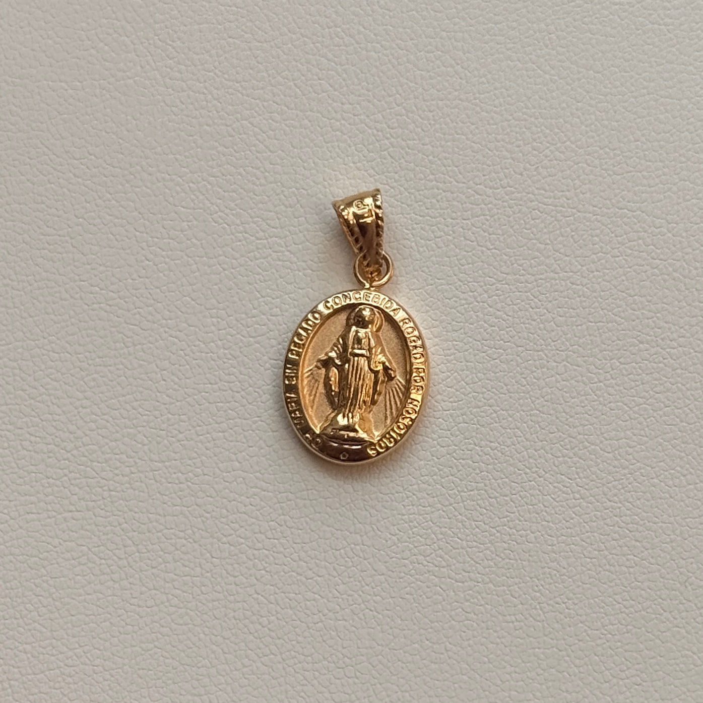 VIRGIN OF THE MIRACULOUS PENDANT 2.2CM 18K YELLOW GOLD - 0.95GR