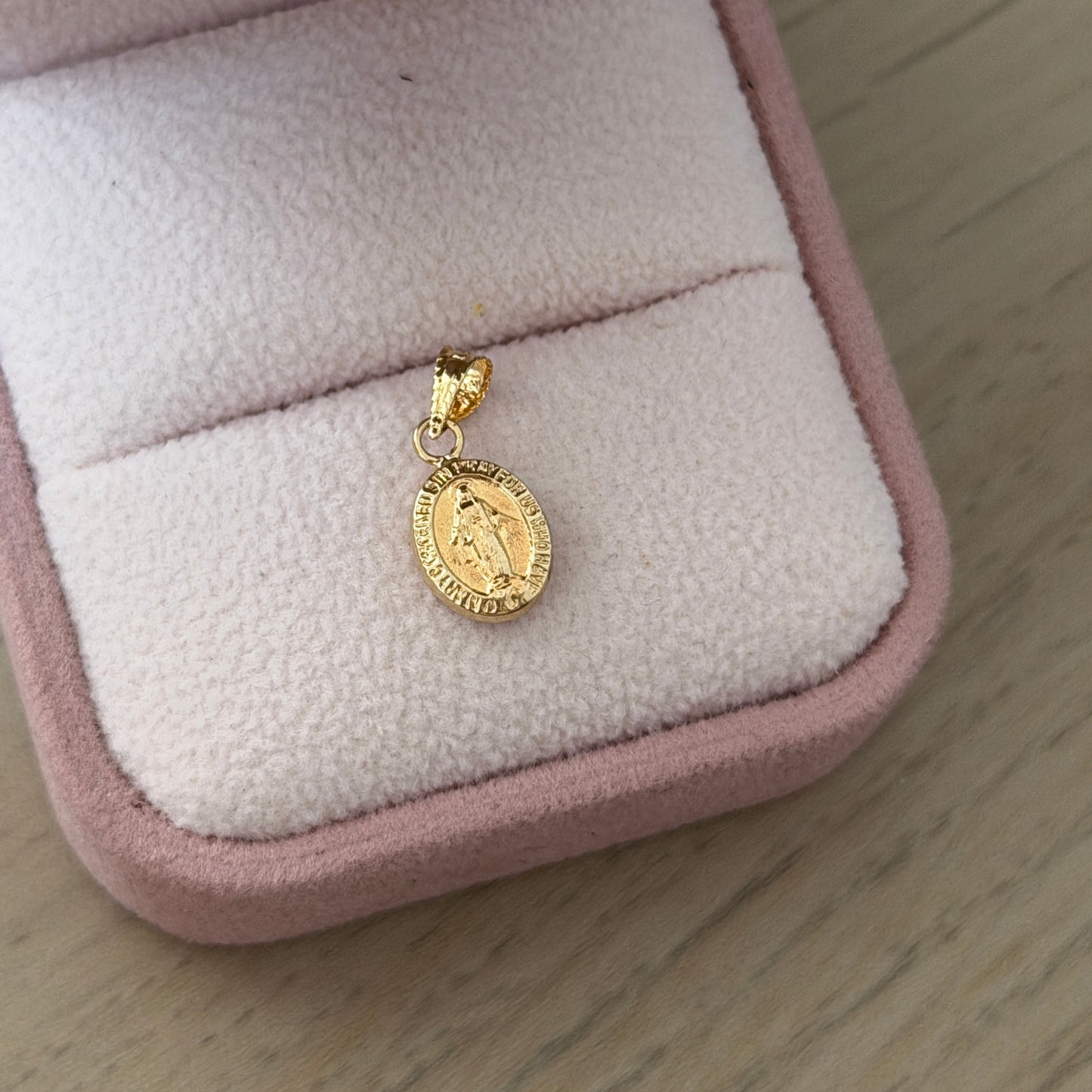 DIJE VIRGEN DE MILAGROSA MEDALLA ORO AMARILLO 18K - 0,4GR