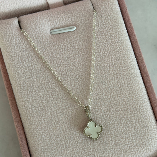 CADENA MINI ROLON + DIJE MINI TREBOL BLANCO PLATA 925 - 45CM