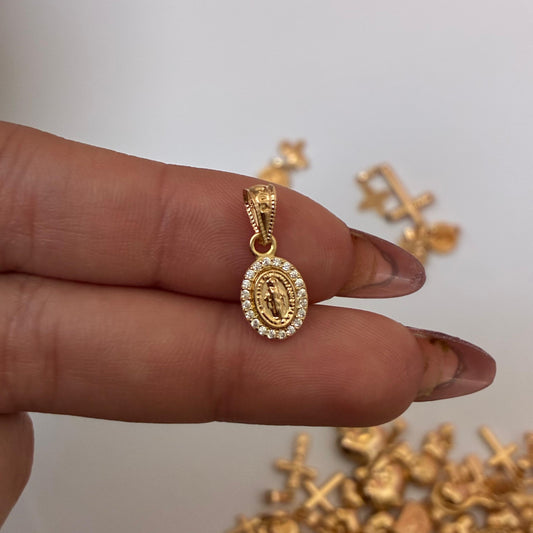DIJE VIRGEN DE LA MILAGROSA CON PIEDRAS BLANCAS 1.9CM ORO AMARILLO COL 18K - 0,76GR