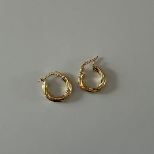Plain braided hoop earrings 0.9cm yellow gold 18k - 1.41g