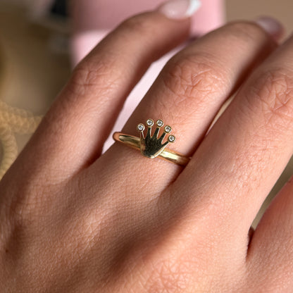CROWN RING RX WITH WHITE STONES 8.9MM 18K YELLOW GOLD SIZE 7.5 - 1.1GR